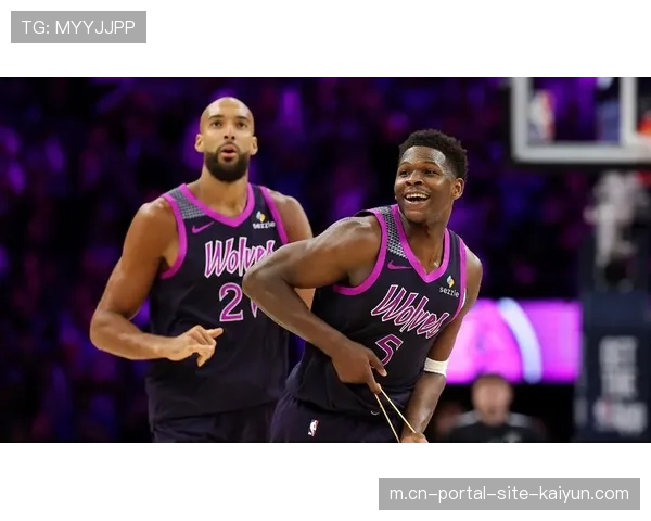 森林狼三连败期间爱德华兹使用率34.7% 但有效命中率仅44.3% 森林狼三连败期间爱德华兹使用率34.7% 但有效命中率仅44.3%